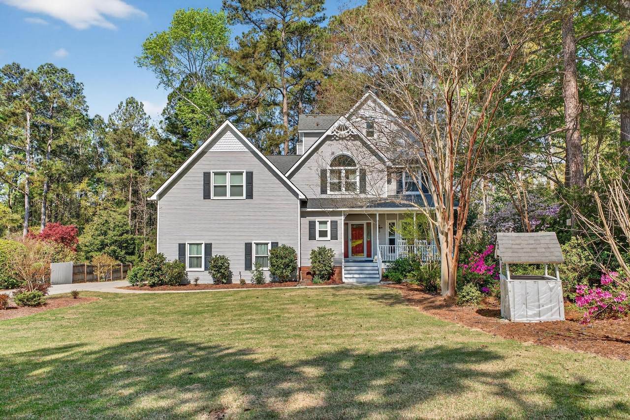 680 Lakeside Drive - Photo 1