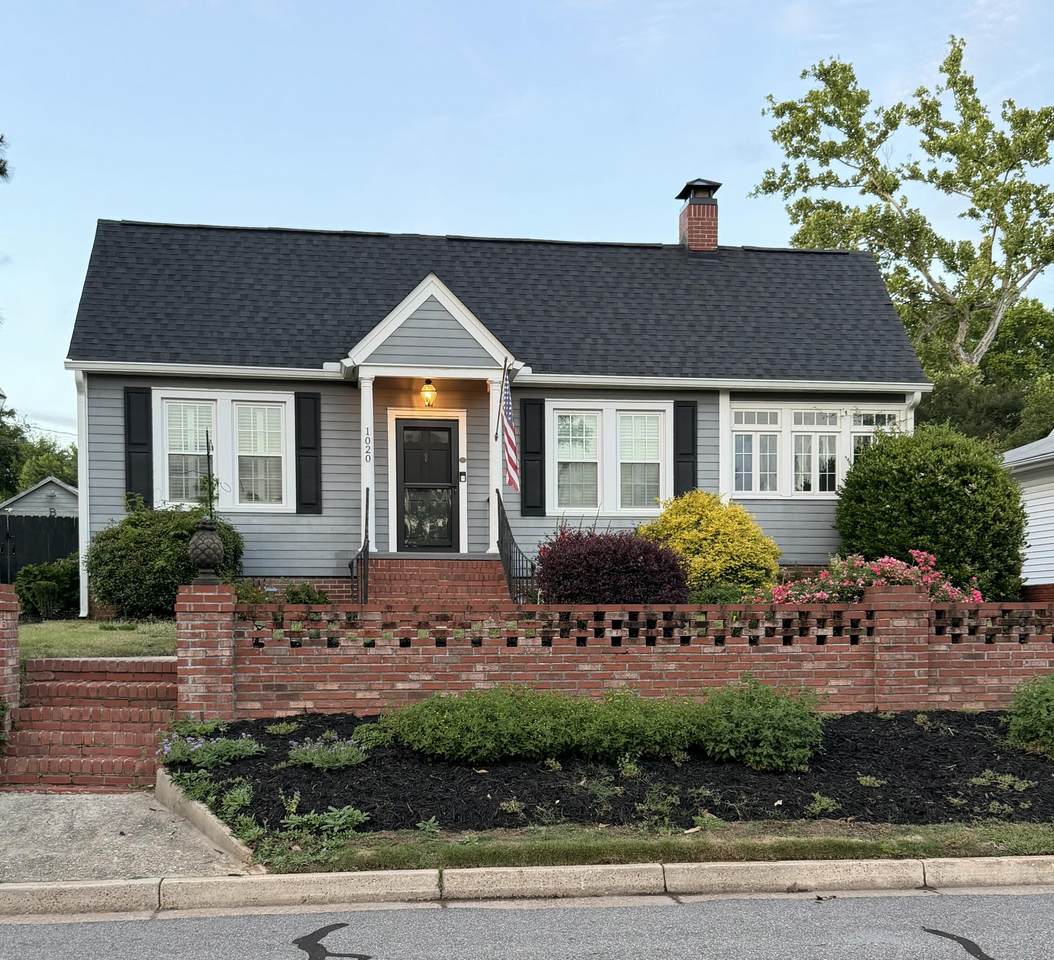 1020 Holly Lane - Photo 1