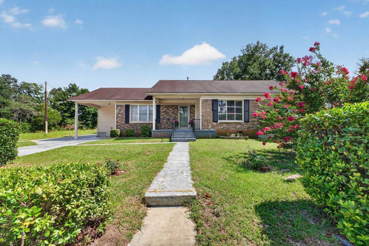 504 Hickory Avenue - Photo 1