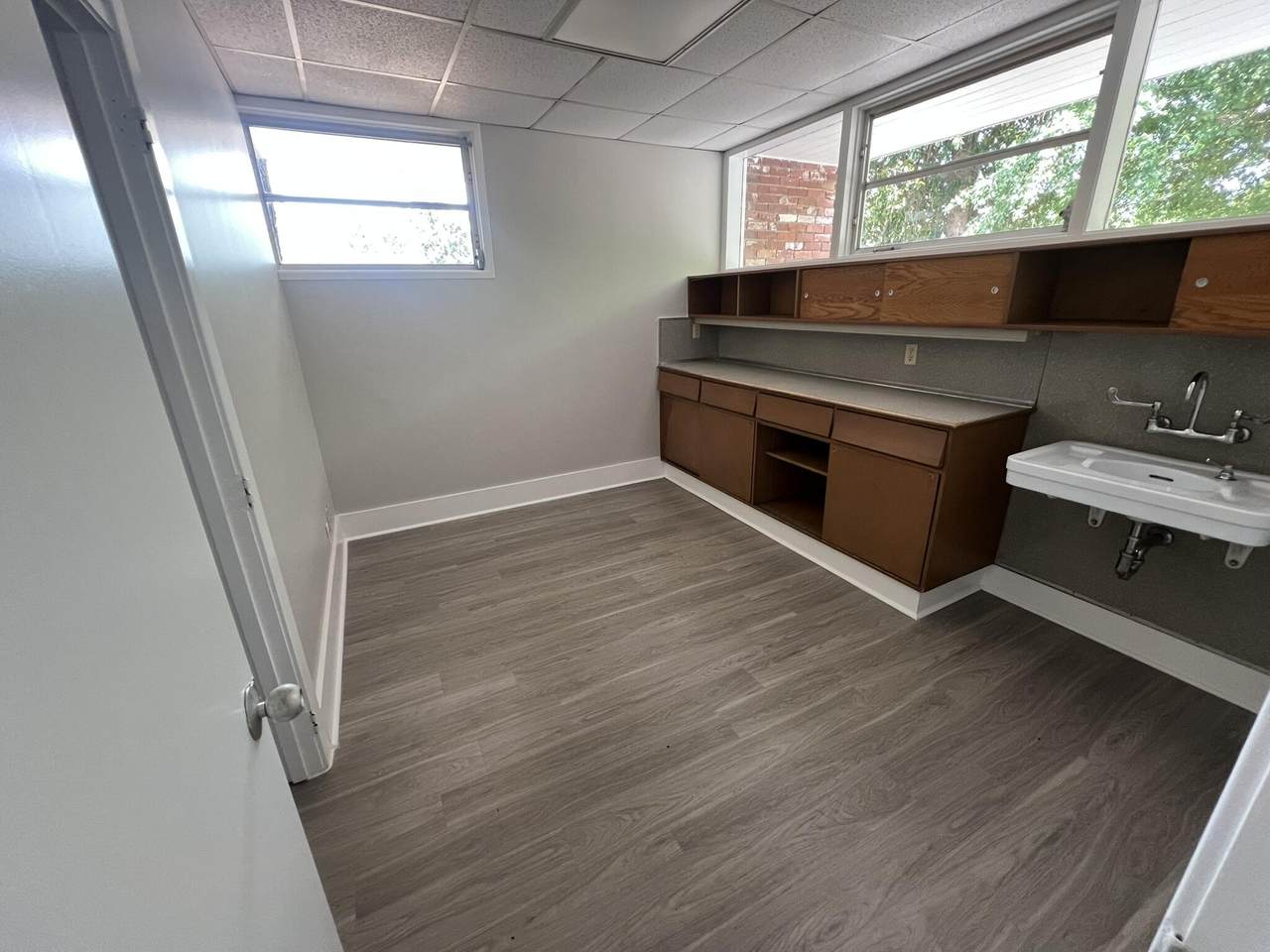139 Waterloo Street - Photo 1