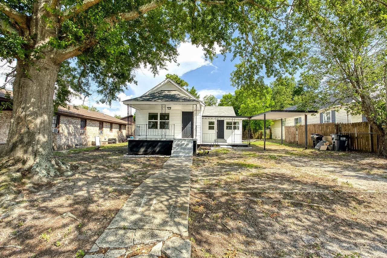 40 Jackson Street - Photo 1