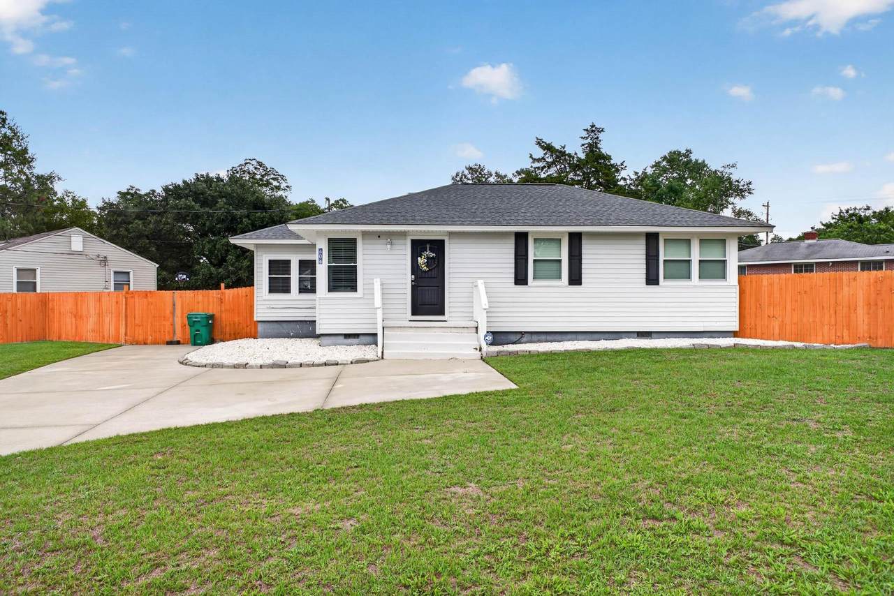 404 Seminole Street - Photo 1