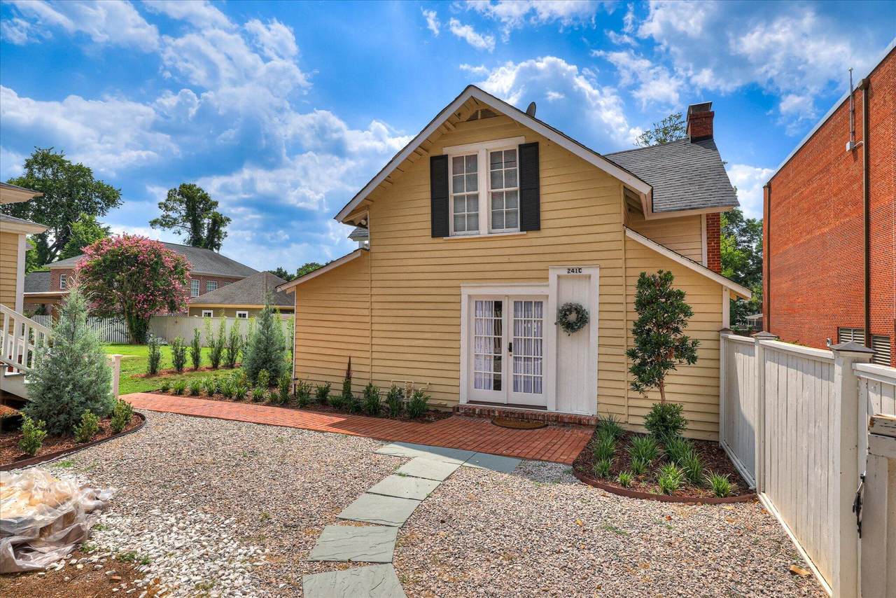 241 Laurens Street - Photo 1