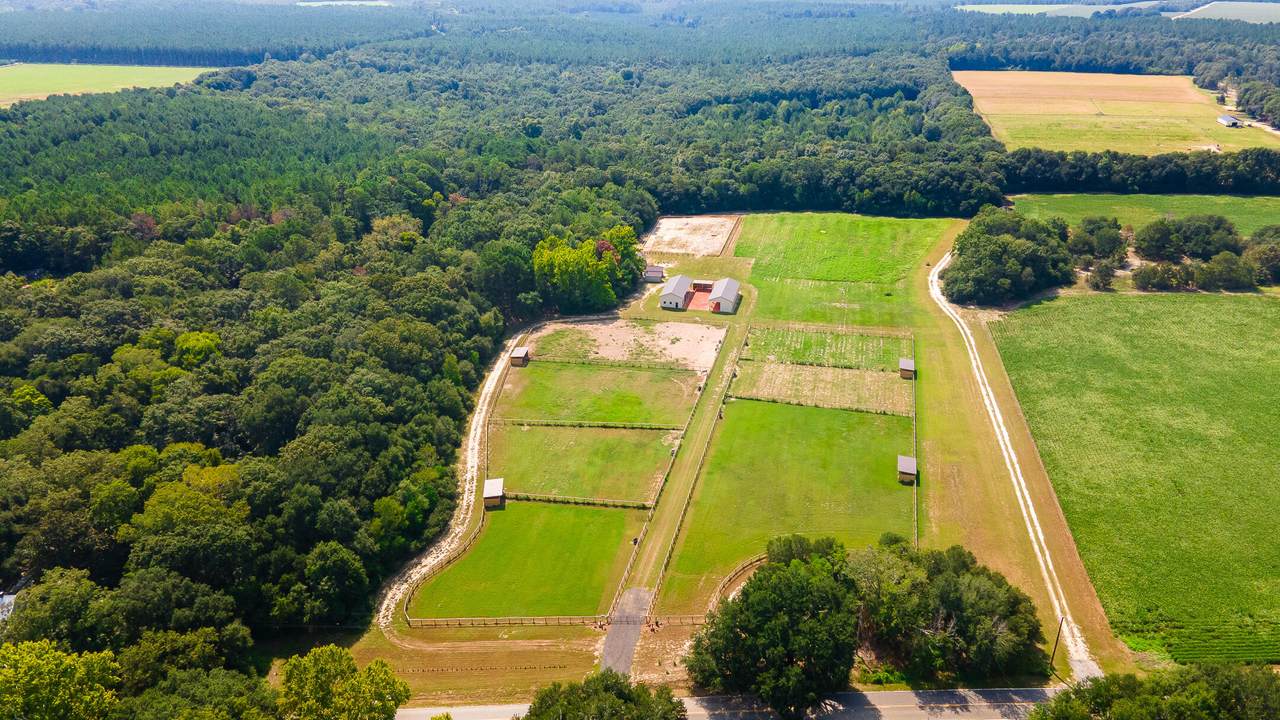 2122 New Holland Road - Photo 1