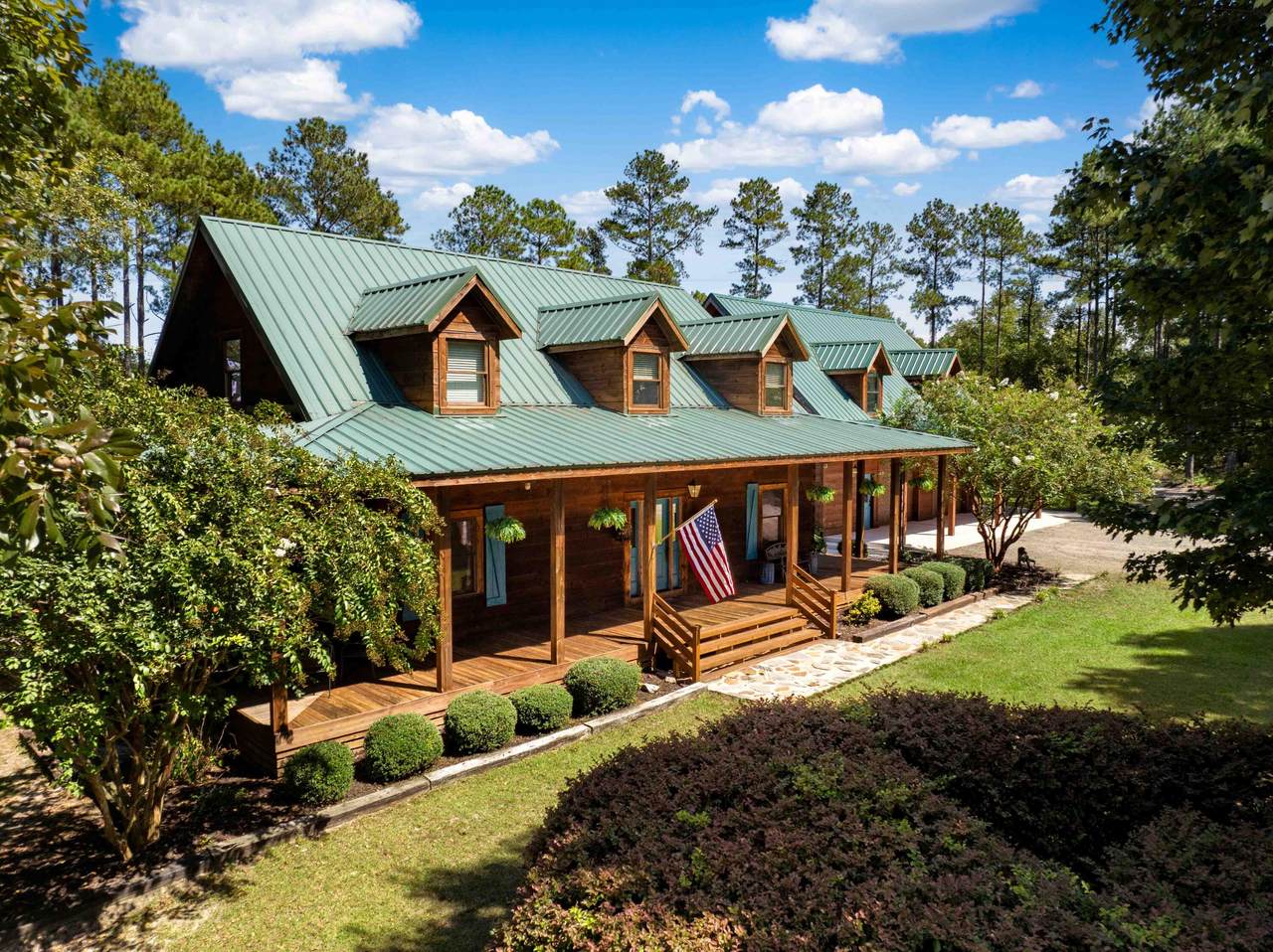 1084 Farnum Road - Photo 1