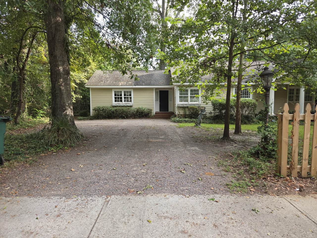 526 Boundary Avenue - Photo 1