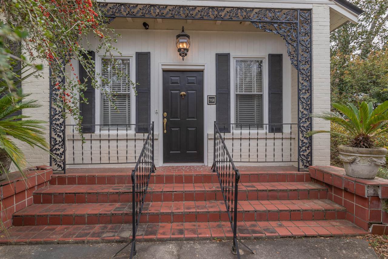 9438 Marlboro Avenue - Photo 1