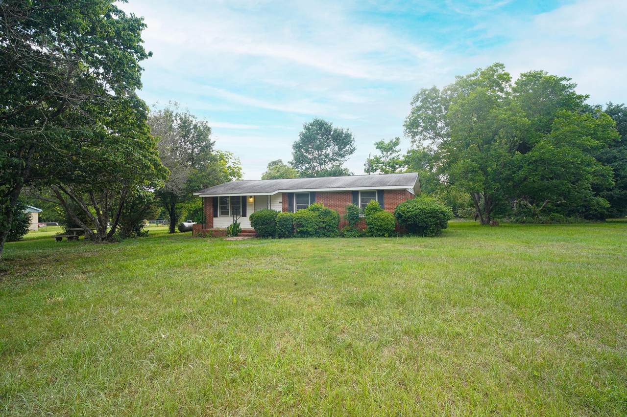 2931 Reynolds Road - Photo 1