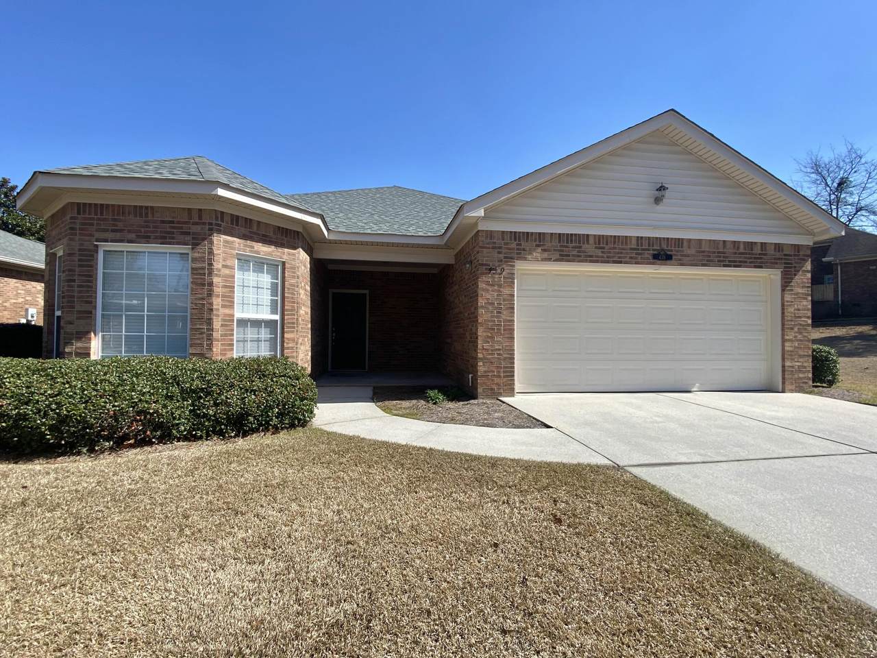 439 Landing Drive - Photo 1