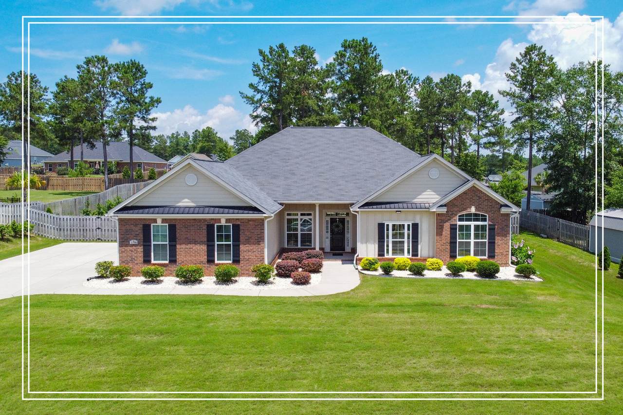1190 Tralee Drive - Photo 1