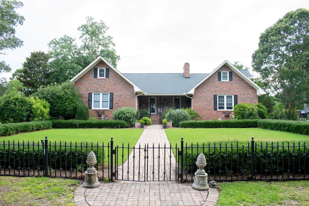 65 Linda Gayle Drive - Photo 1