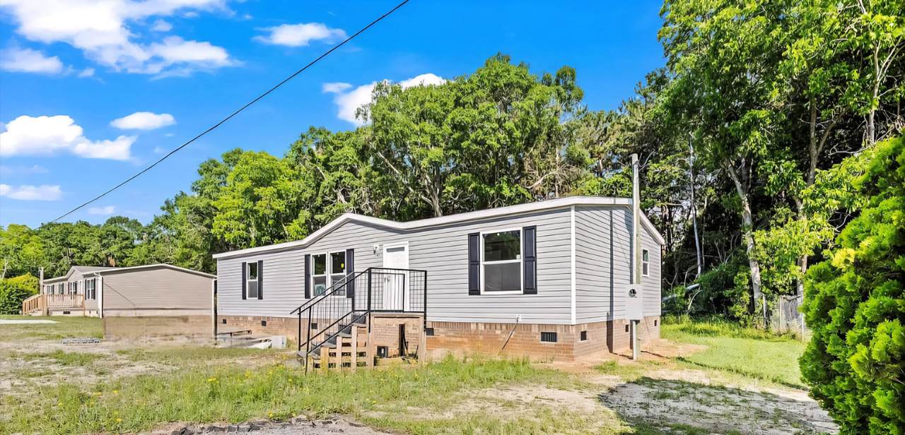 245 Kennedy Road - Photo 1