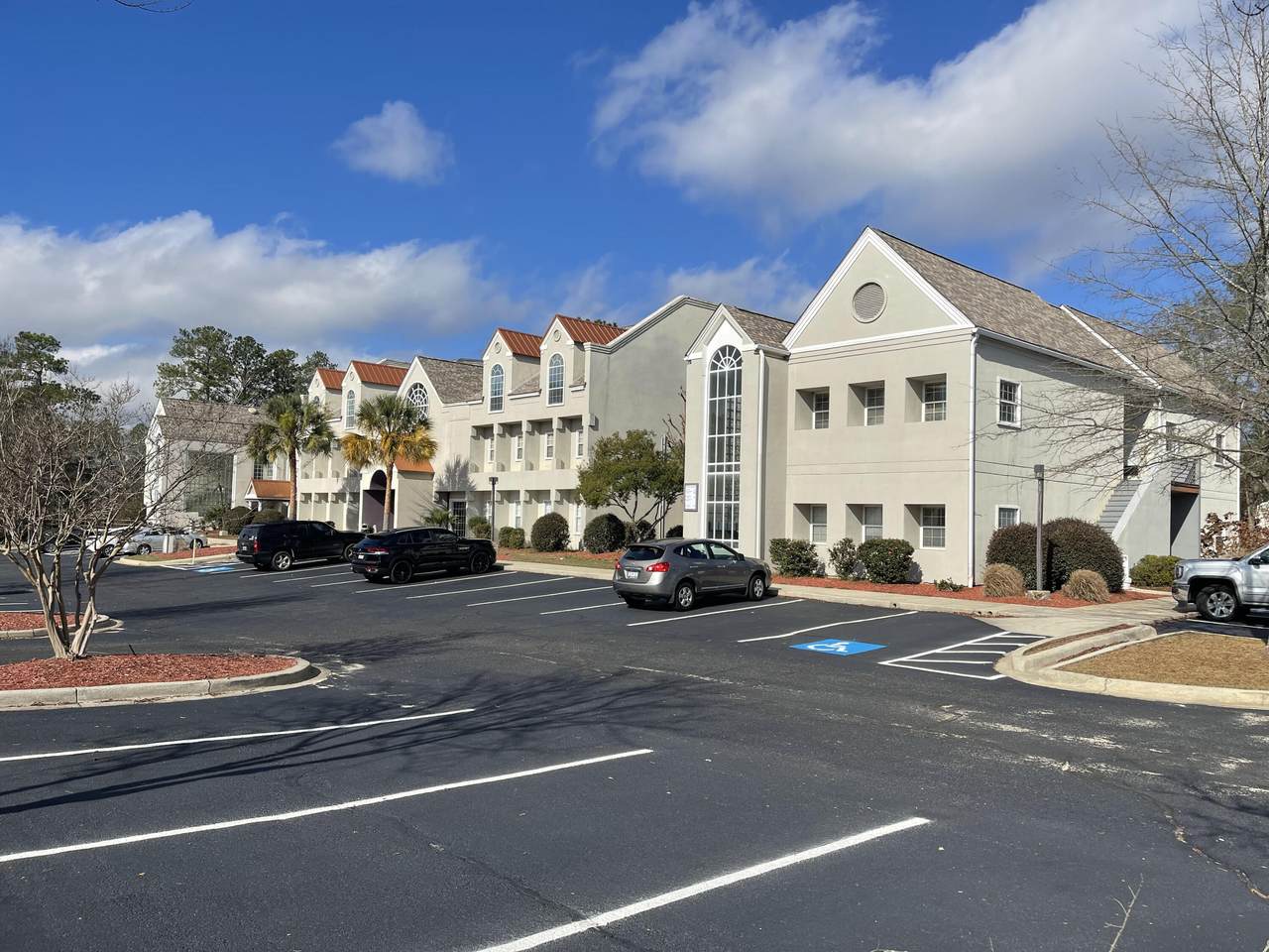 6000 Woodside Executive Court - Photo 1