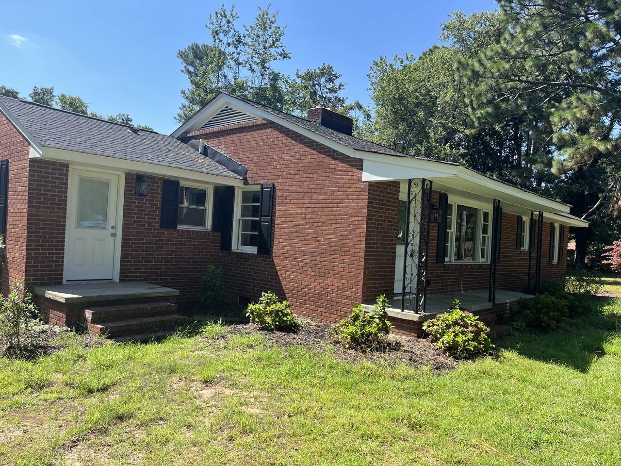 202 Silver Bluff Road - Photo 1