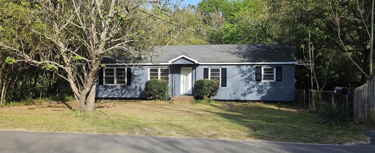 616 Timberlane Road - Photo 1