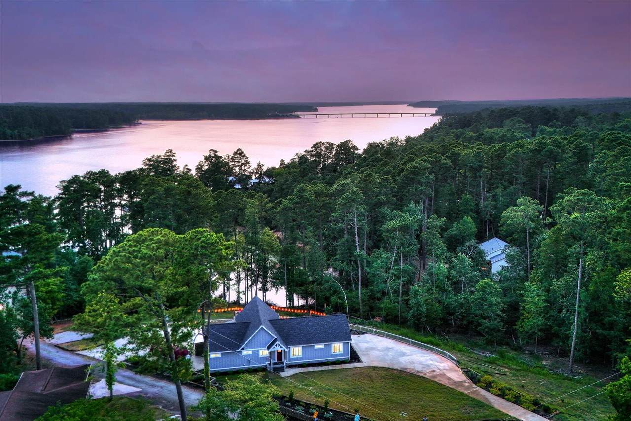 108 Veterans Lane - Photo 1