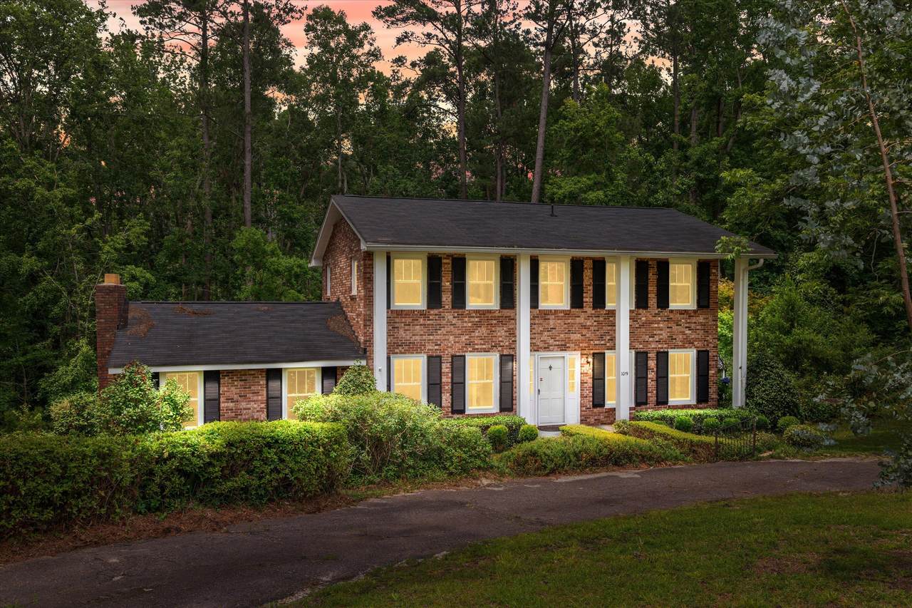 1019 Pinon Road - Photo 1