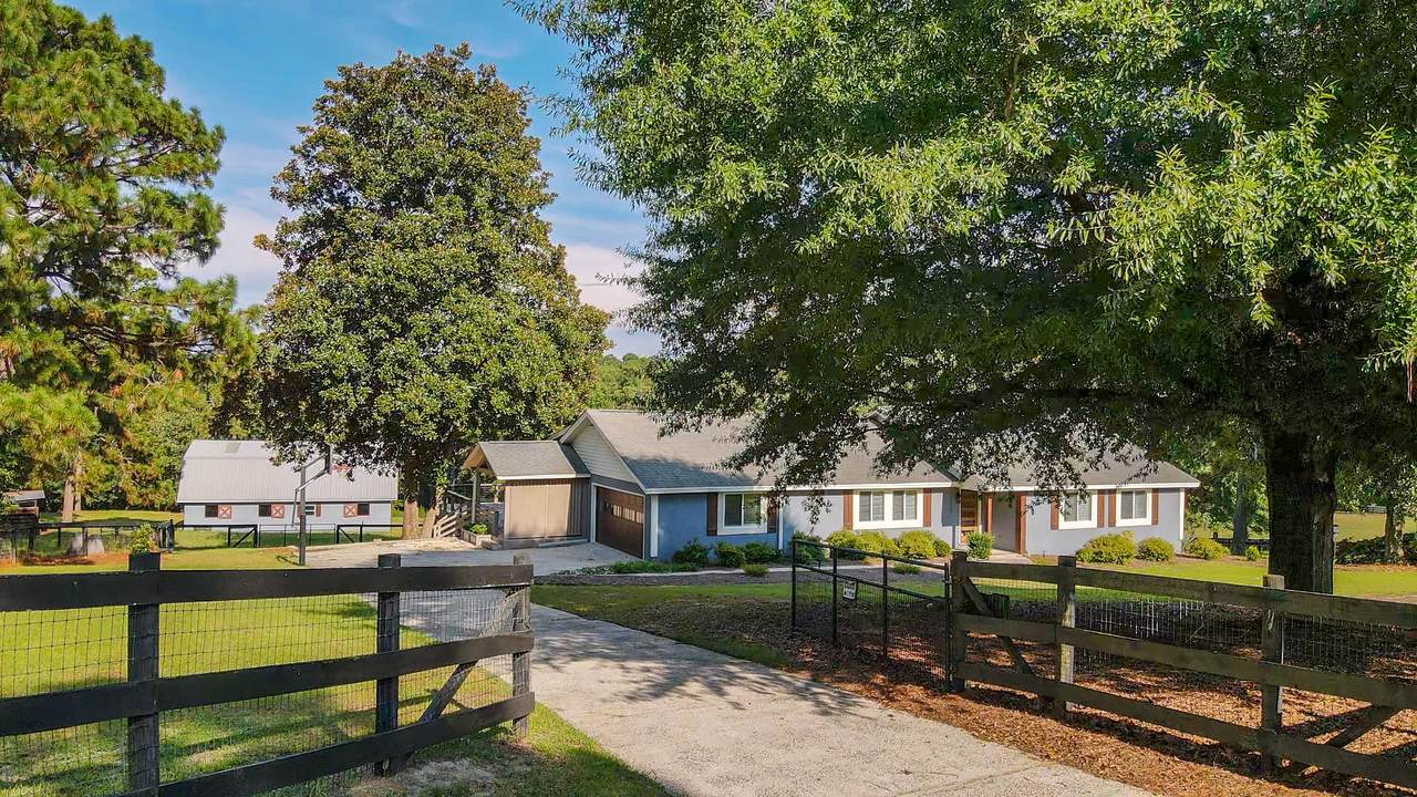 1654 Huntsman Drive - Photo 1