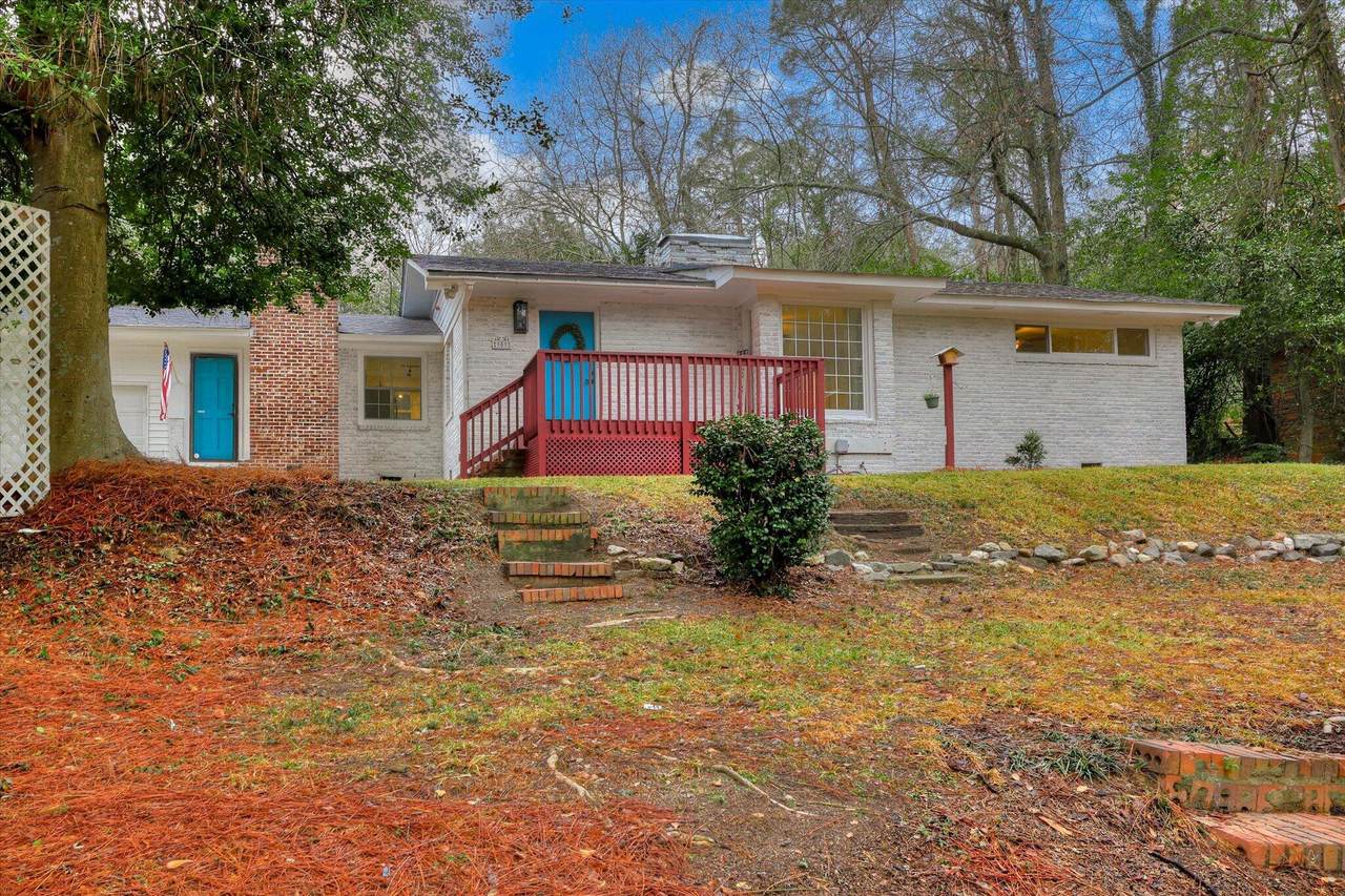 909 Valley Road - Photo 1