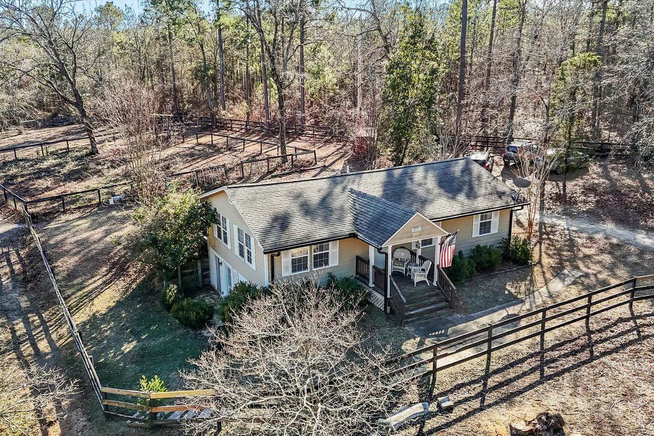 412 New Bridge Road - Photo 1