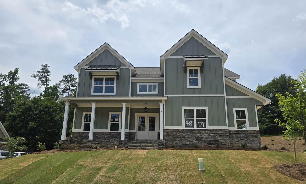 171 Oakbrook Drive - Photo 1