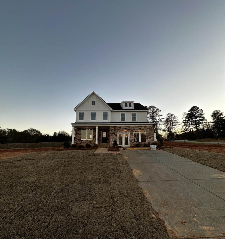 102 Scruple Way - Photo 1