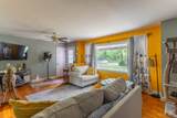 3401 Seneca Avenue - Photo 4