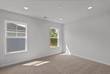 210 Shingle Oak Garden - Photo 32