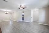 305 Manchester  Court - Photo 11