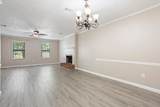 305 Manchester  Court - Photo 2