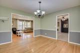 812 Hammond Drive - Photo 15