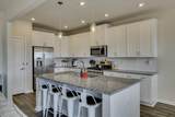 323 Mansell Park - Photo 13