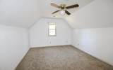 809 Houndslake Drive - Photo 23