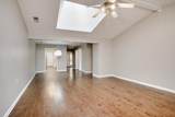 614 Clarendon Place - Photo 3