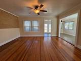 816 York Street - Photo 7