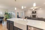 8061 Crossbow Landing - Photo 15