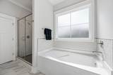 1436 Bellingham Drive - Photo 33