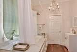 212 Jackson Avenue - Photo 4