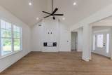 1621 Pine Ridge Drive - Photo 3