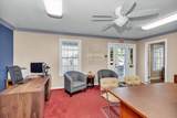 585 Robinson Avenue - Photo 10