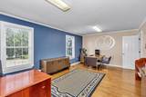585 Robinson Avenue - Photo 11