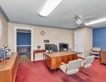 585 Robinson Avenue - Photo 9