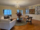 2508 Queens Court - Photo 10