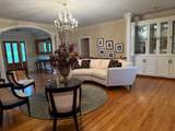 2508 Queens Court - Photo 11