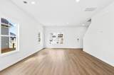 7112 Mongolian Oak Drive - Photo 4