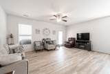 219 Sir Barton Loop - Photo 5