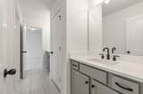 252 Devereux Drive - Photo 17