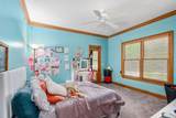 2425 Club Drive - Photo 16