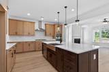 252 Devereux Drive - Photo 15