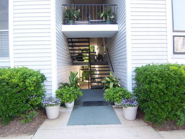 321 B1 Laurens St - Photo 1